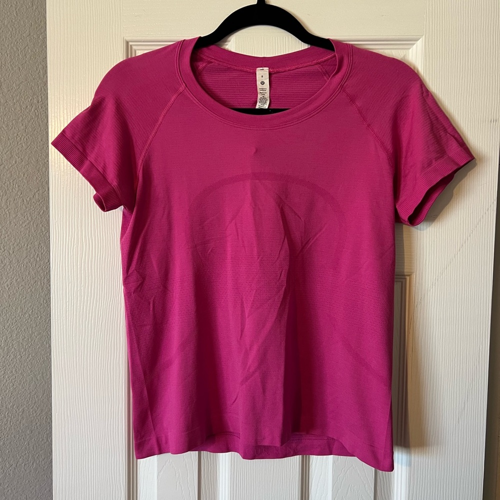 Lululemon sonic pink swiftly tech short sleeve